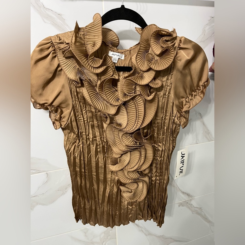 ruffle top